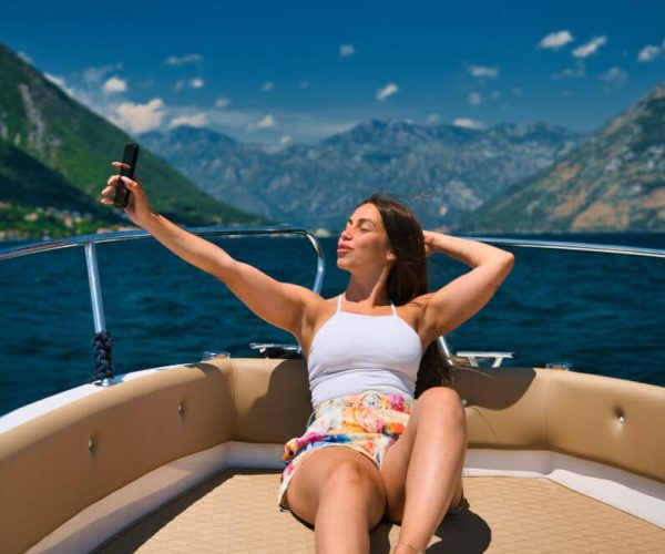 Private bspeedoat tours